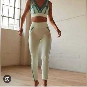Free people desert renegade bra and leggings set NWT